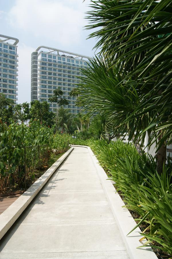 Maui Condotel Azure Residence Manila Exterior foto